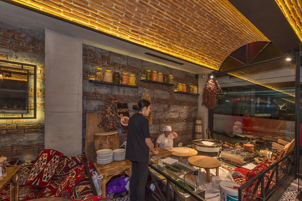 The Empress Theodora Hotel Istanbul Bagian luar foto