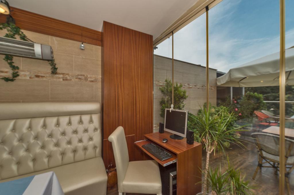 The Empress Theodora Hotel Istanbul Bagian luar foto