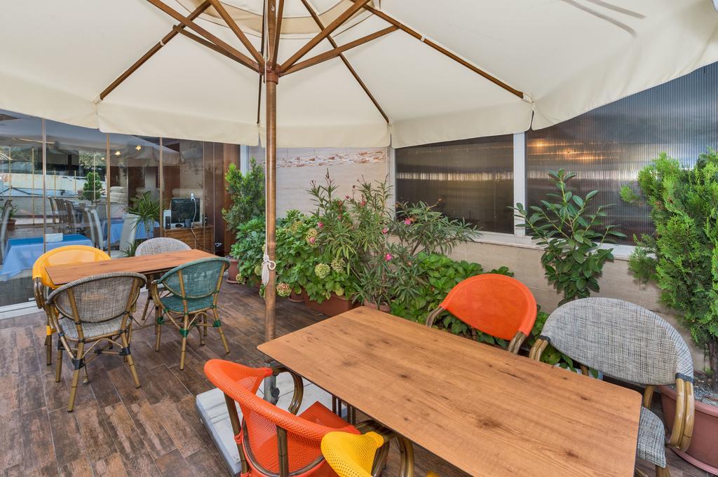 The Empress Theodora Hotel Istanbul Bagian luar foto