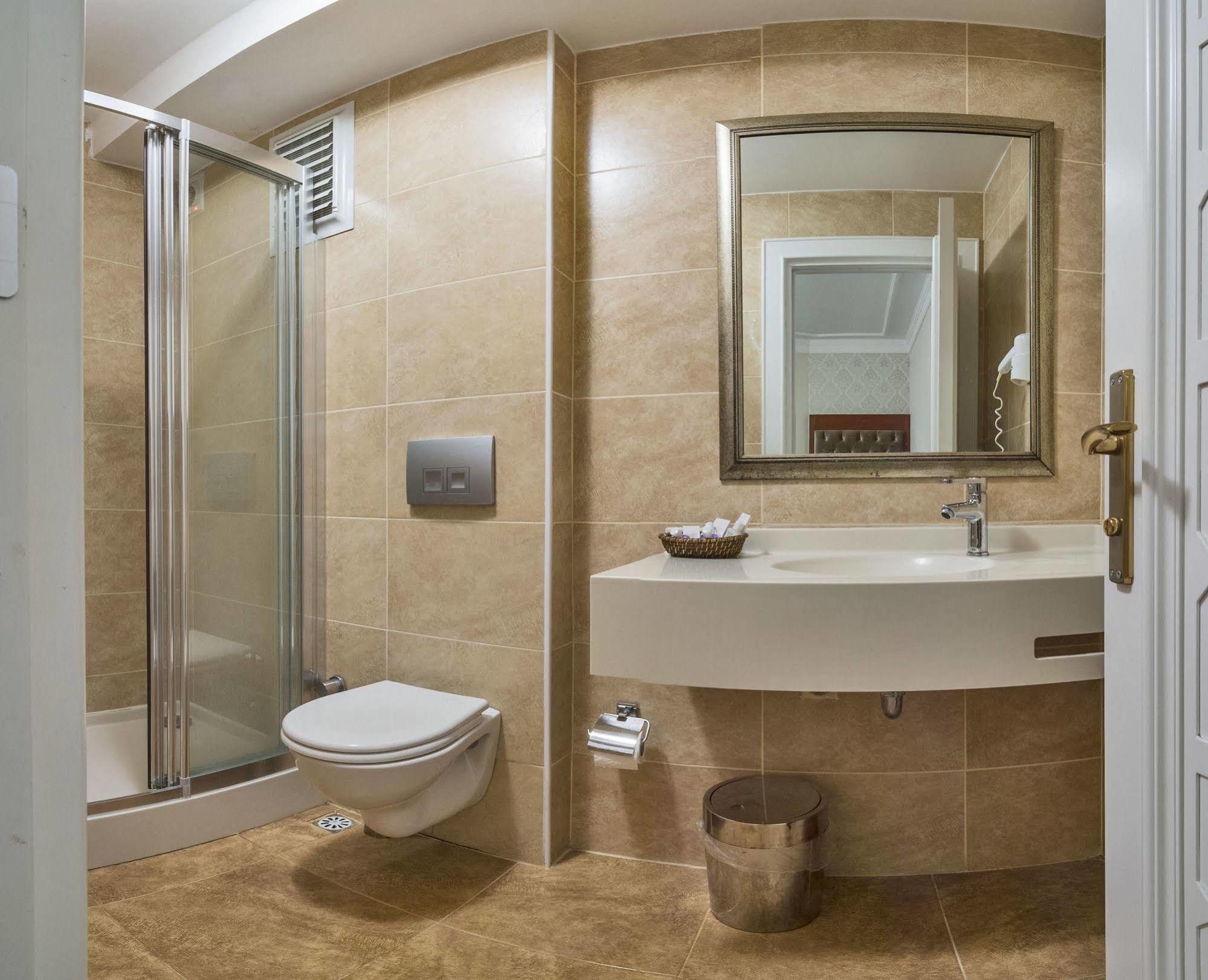 The Empress Theodora Hotel Istanbul Bagian luar foto